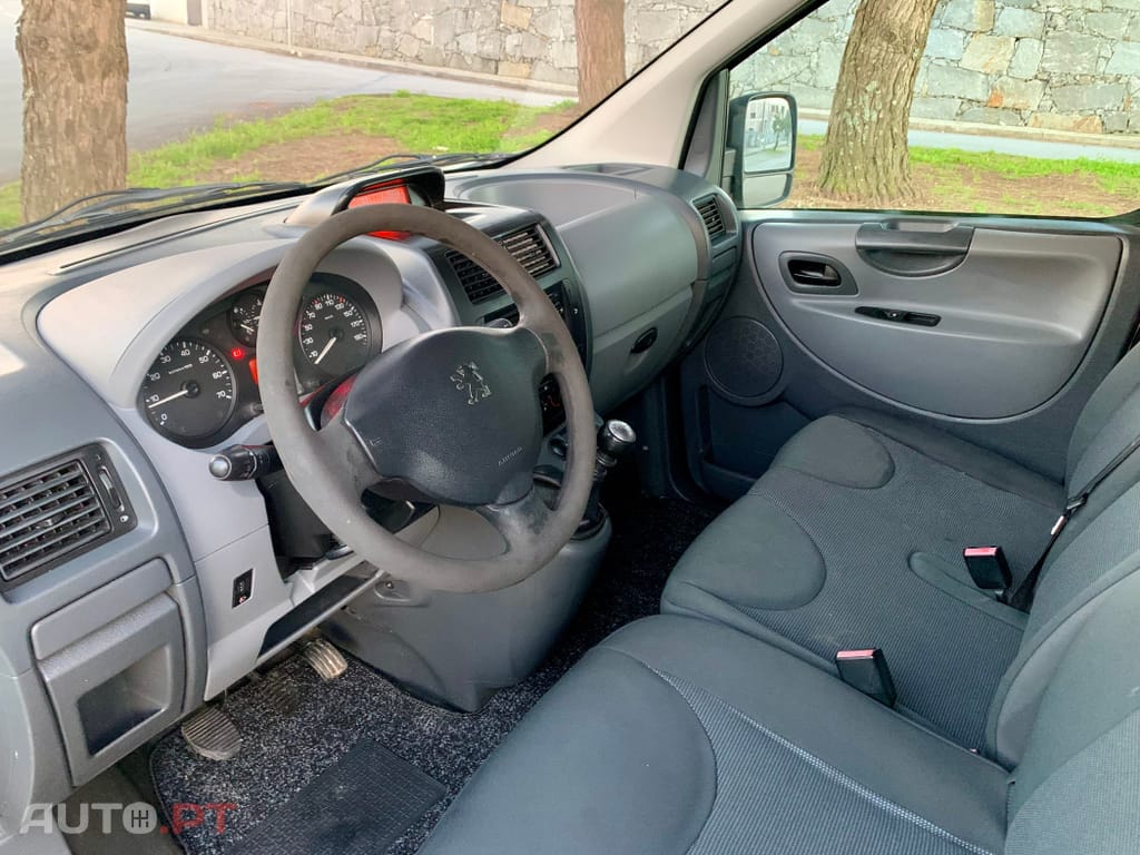 Peugeot Expert 2.0 HDi 229 L2H2