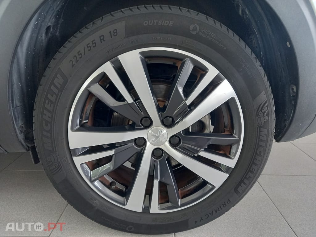 Peugeot 5008 1.5 BlueHDi Allure EAT8