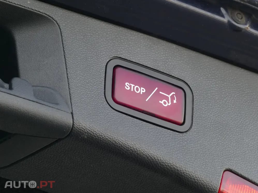 Mercedes-Benz E 220 CDi Avantgarde BE Auto.