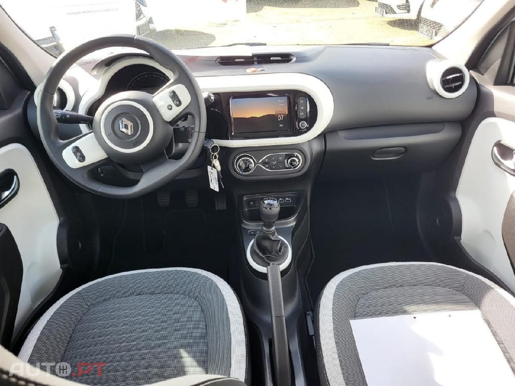 Renault Twingo 1.0 SCe Intens