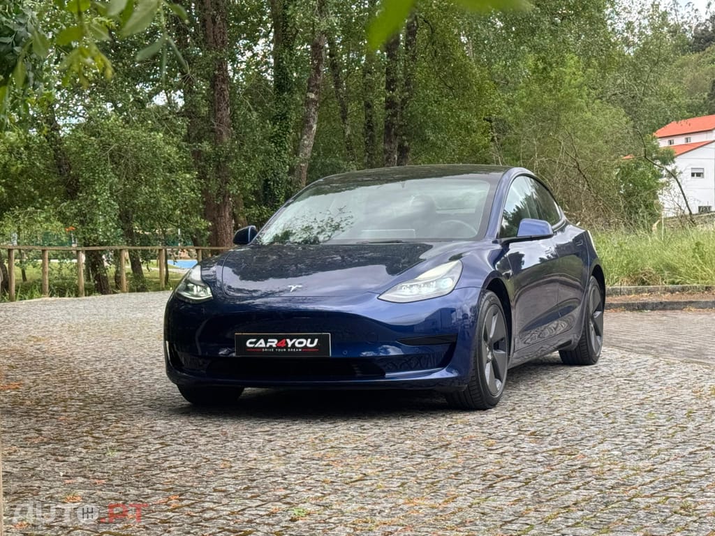 Tesla Model 3 Standard Range Plus RWD