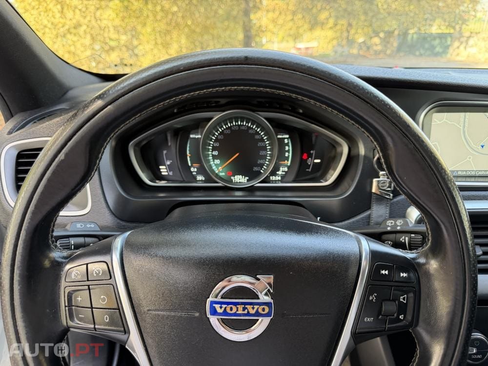 Volvo V40 1.6 D2 Eco R-Design