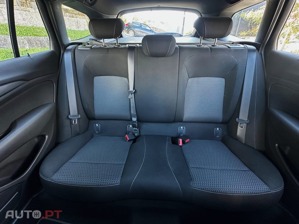 Opel Insignia 1.5 D Business Edition
