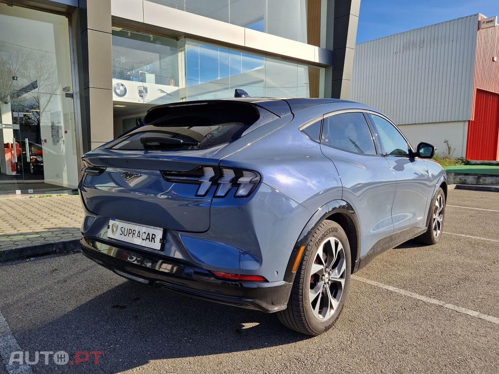 Ford Mustang Mach-E Moche Premium