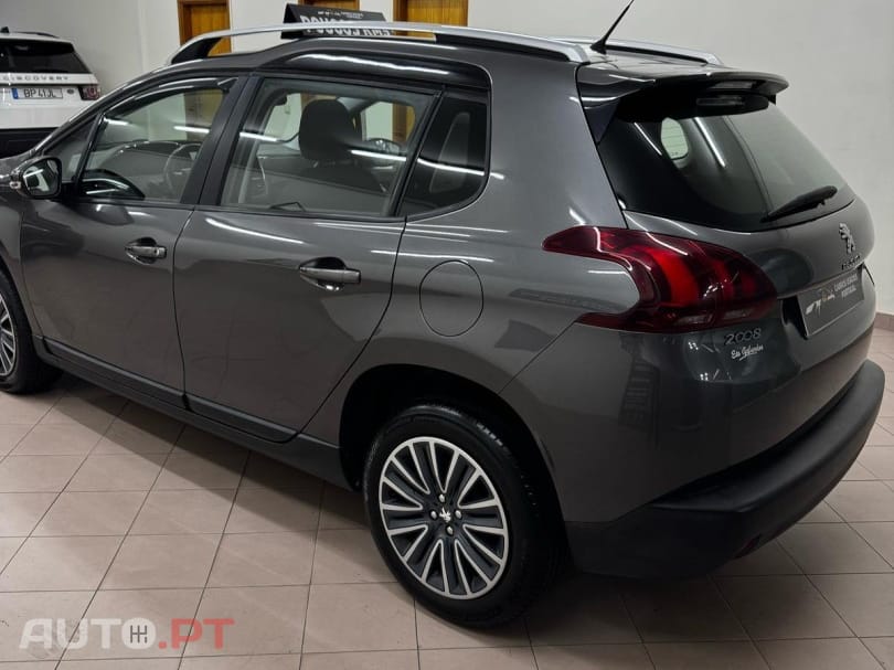 Peugeot 2008 1.2 PureTech Active