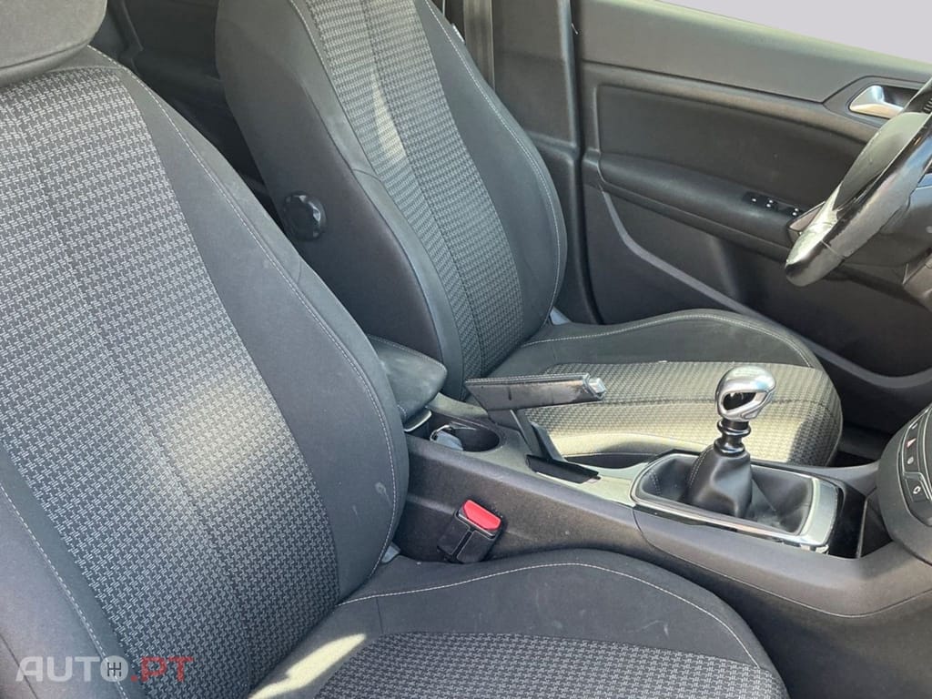 Peugeot 308 1.2 e-THP Allure