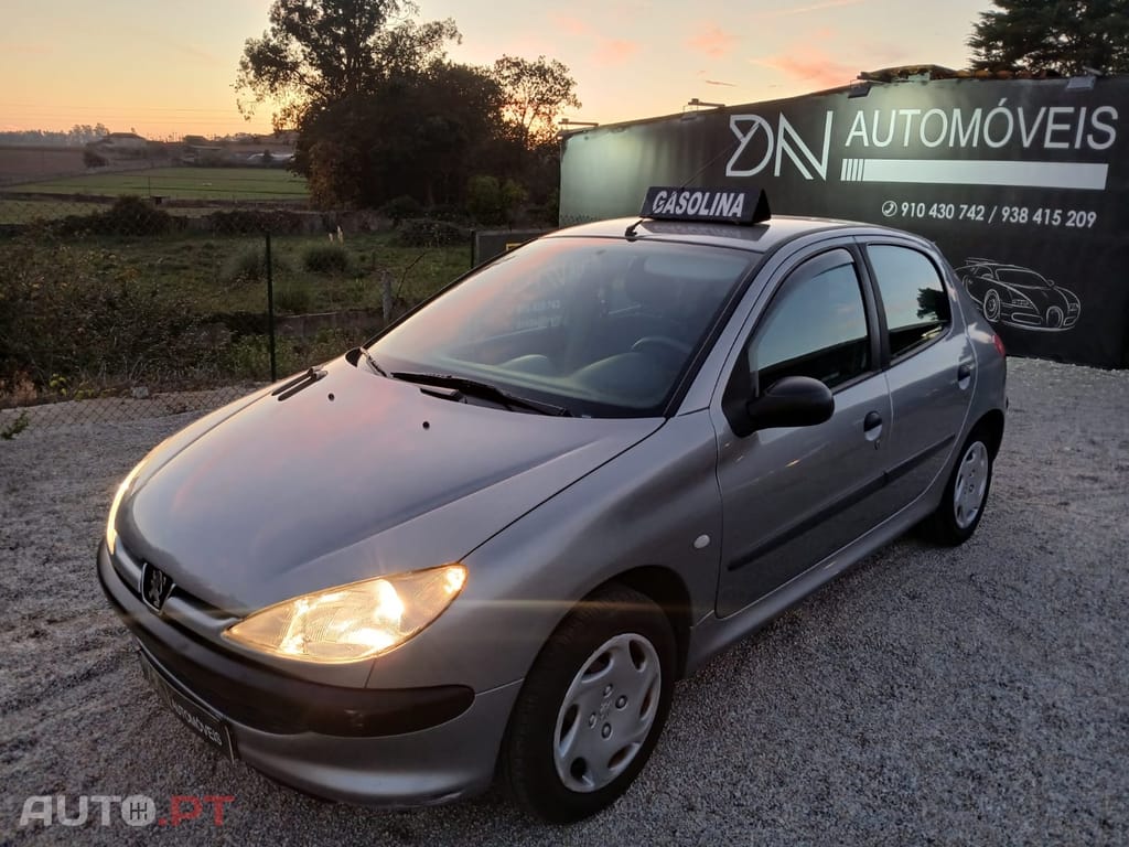Peugeot 206 1.1 Apenas 80.000Kms!