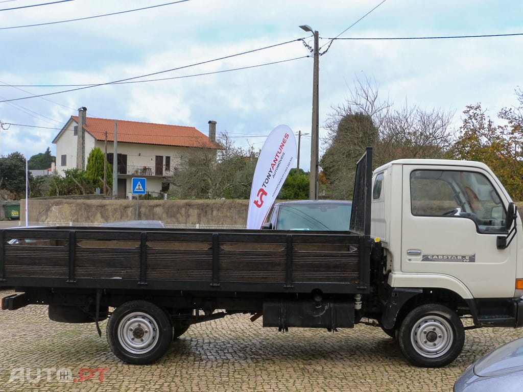 Nissan Cabstar 2.7 TD 90.32/3 L