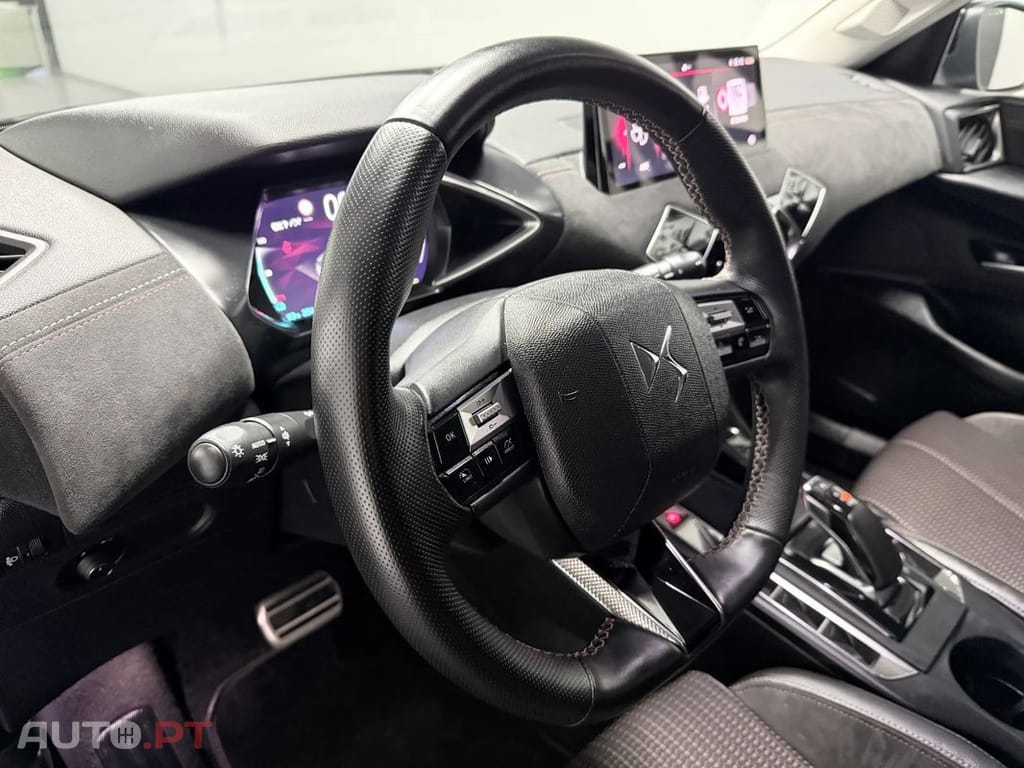 DS DS3 Crossback E-Tense Performance Line