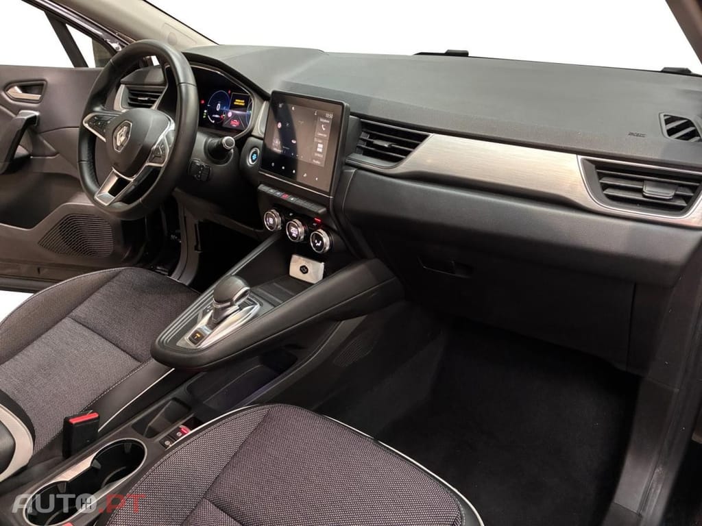 Renault Captur 1.6 E-Tech Plug-In Intens