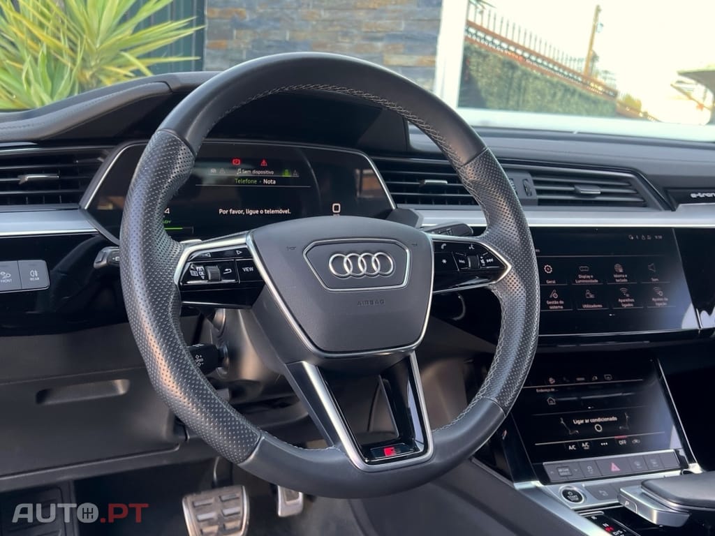Audi Q8 e-tron 50 quattro S line — fotografia 8