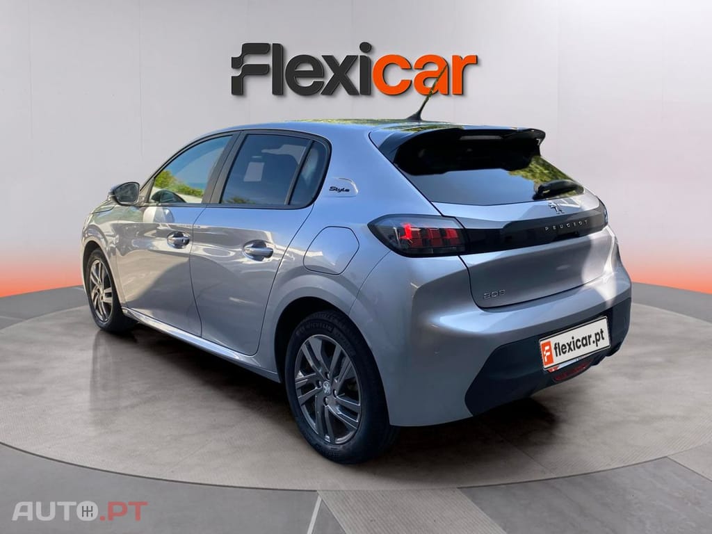 Peugeot 208 PureTech 100 EAT8 Allure Pack