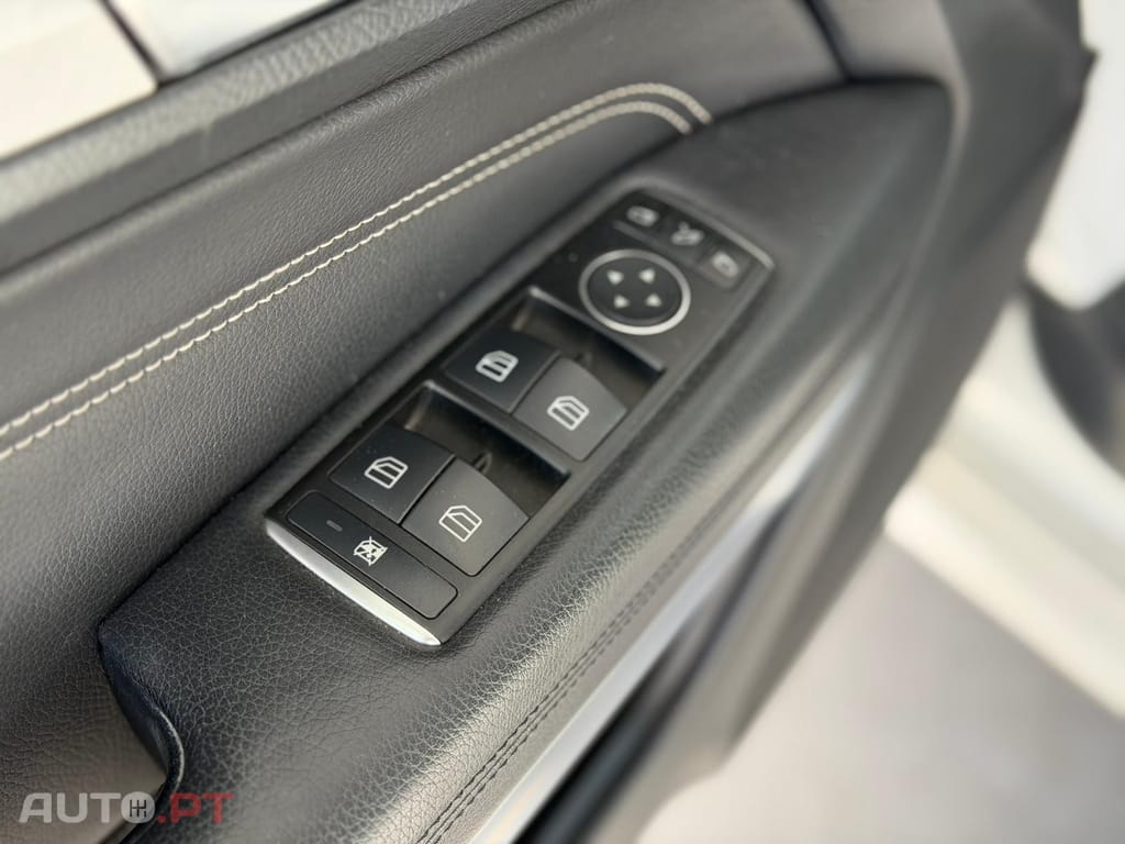Mercedes-Benz E 250 d Coupé 9G-Tronic