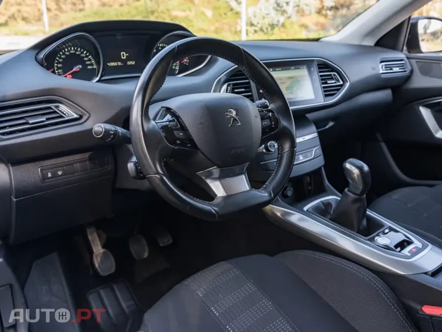 Peugeot 308 1.2 PureTech Allure