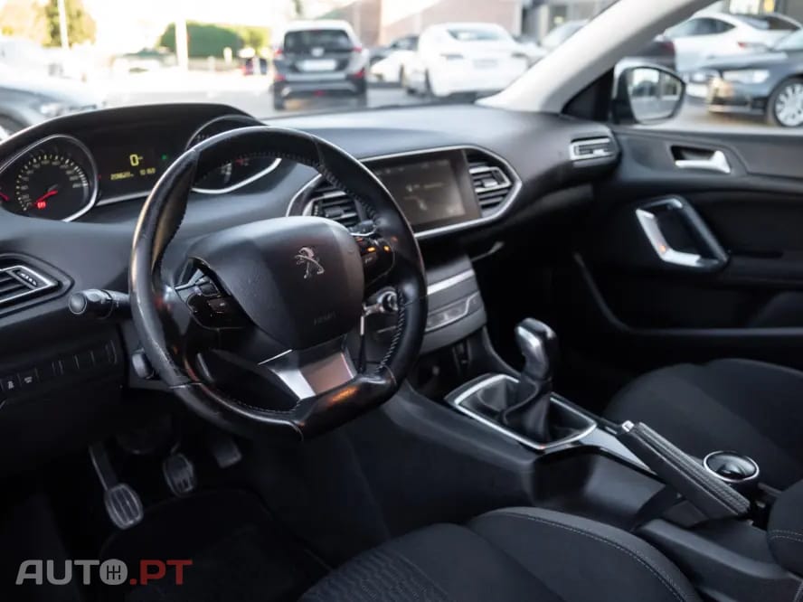 Peugeot 308 SW 1.6 BlueHDi Style