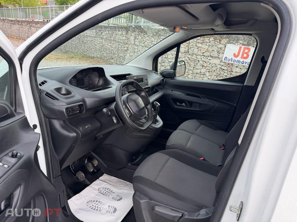 Peugeot Partner 1.6 BlueHDi L1 Pro 3L