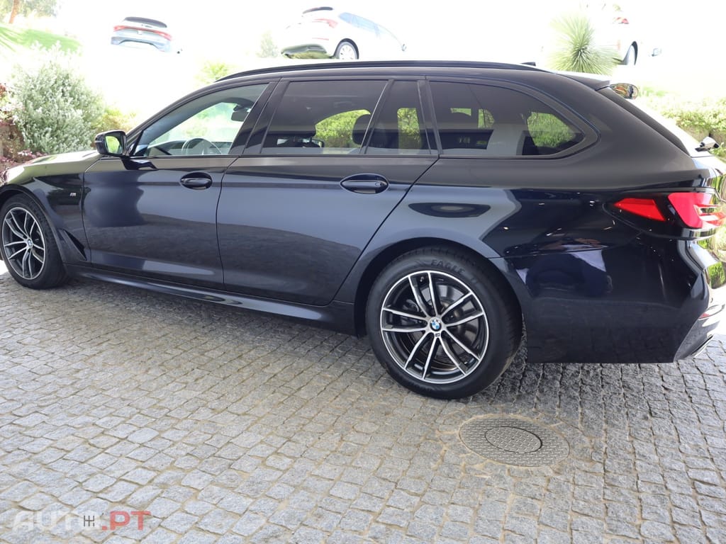 BMW 520 d Touring Pack M Auto