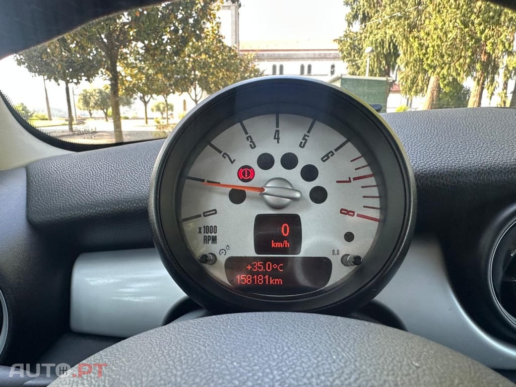 MINI Cooper One 1.6