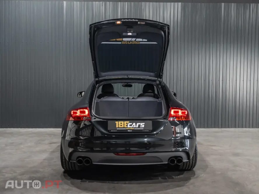 Audi TT 2.0 TFSI S-line