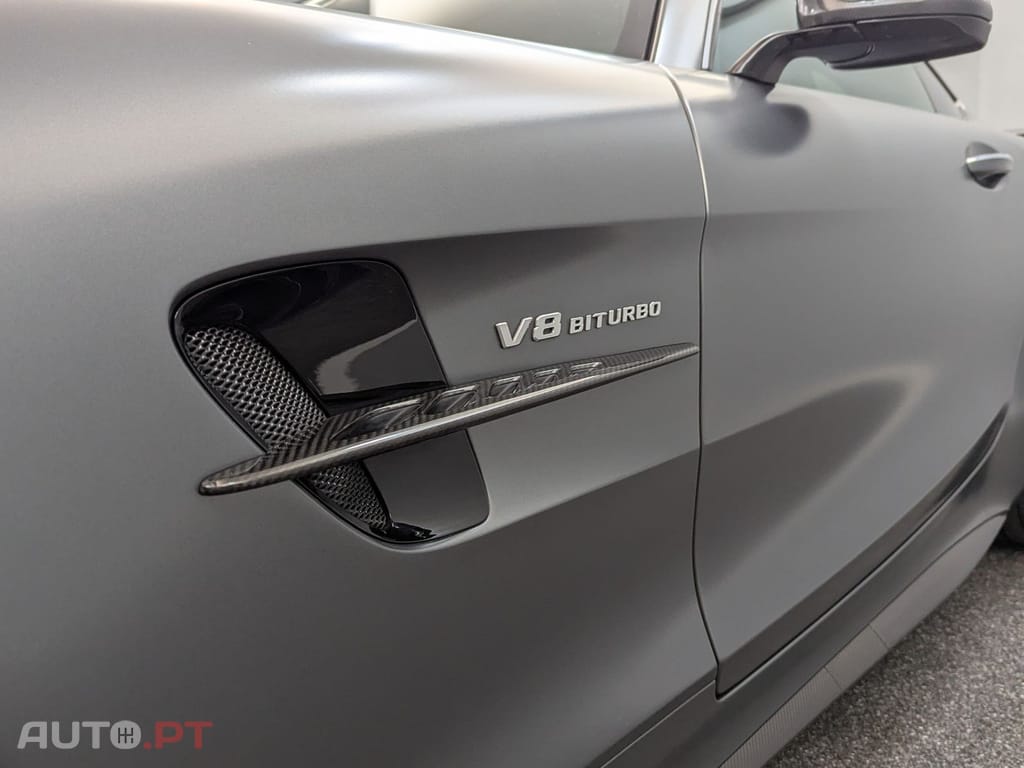 Mercedes-Benz AMG GT R