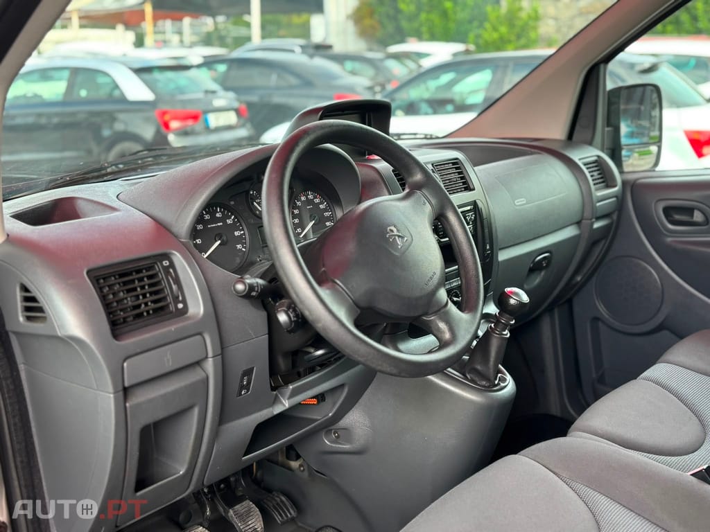 Peugeot Expert 2.0 HDi 229 L2H2