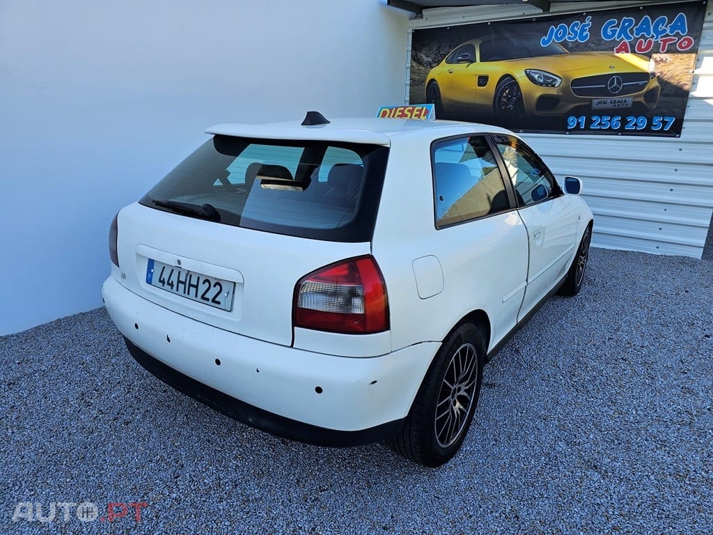 Audi A3 1.9Tdi Sport 90Cv