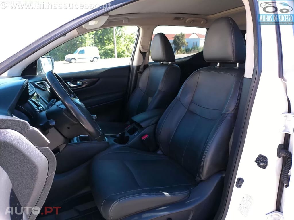 Nissan Qashqai 1.5 dCi Tekna Premium Pele