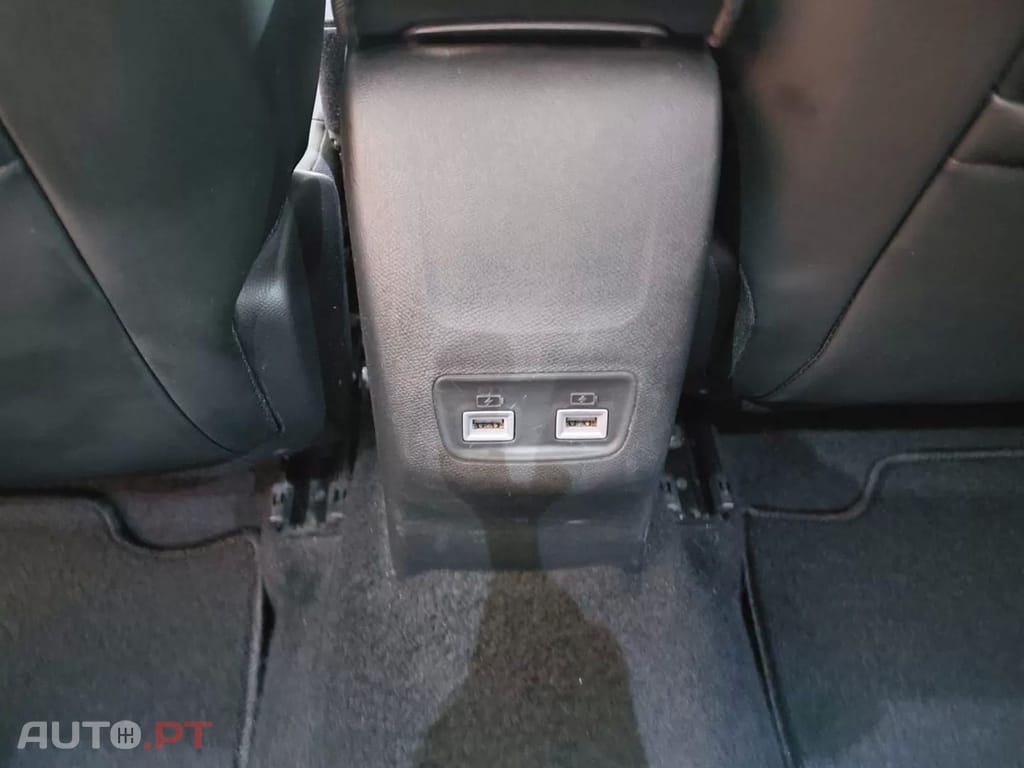 Peugeot 2008 1.2 PureTech Allure Pack