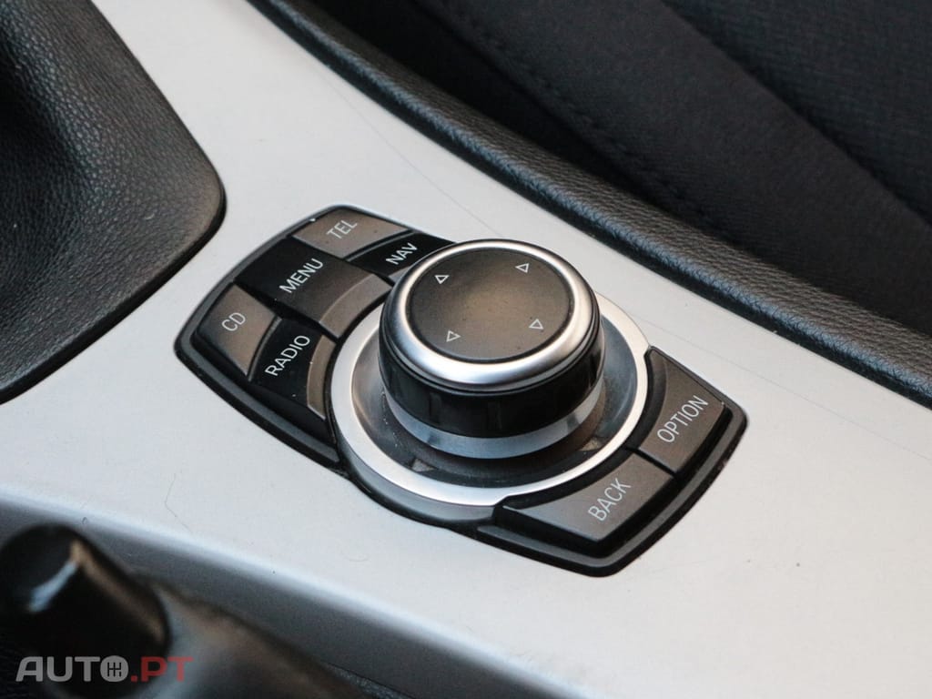 BMW 320 d Touring Navigation Sport