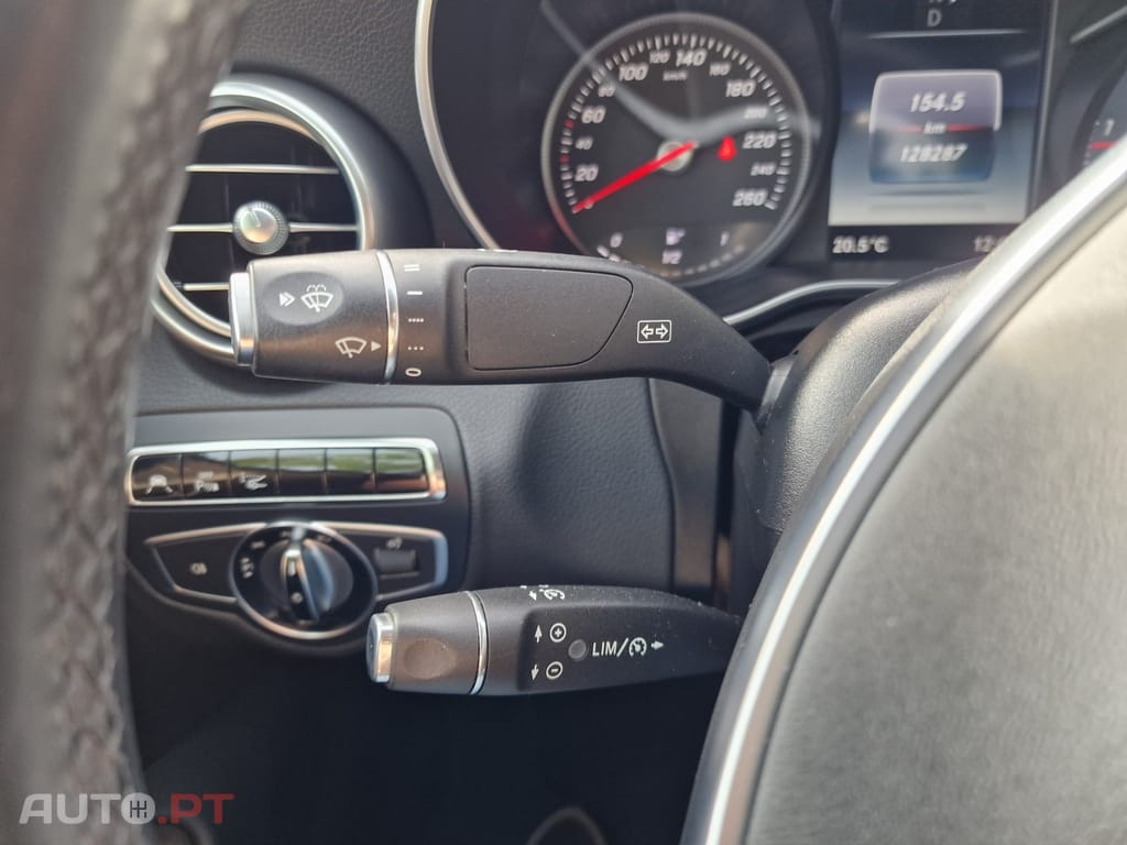 Mercedes-Benz C 250 d Coupe 9G-TRONIC AMG Line