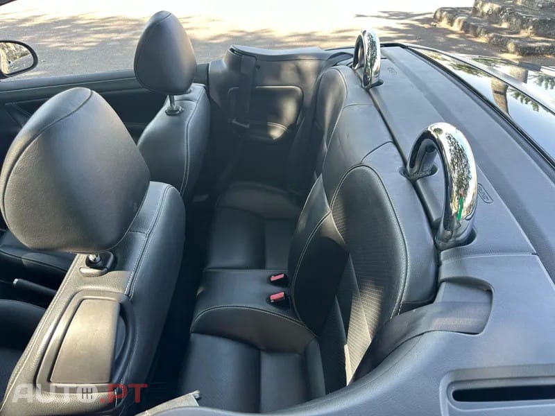 Peugeot 207 CC 1.6 VTi Active