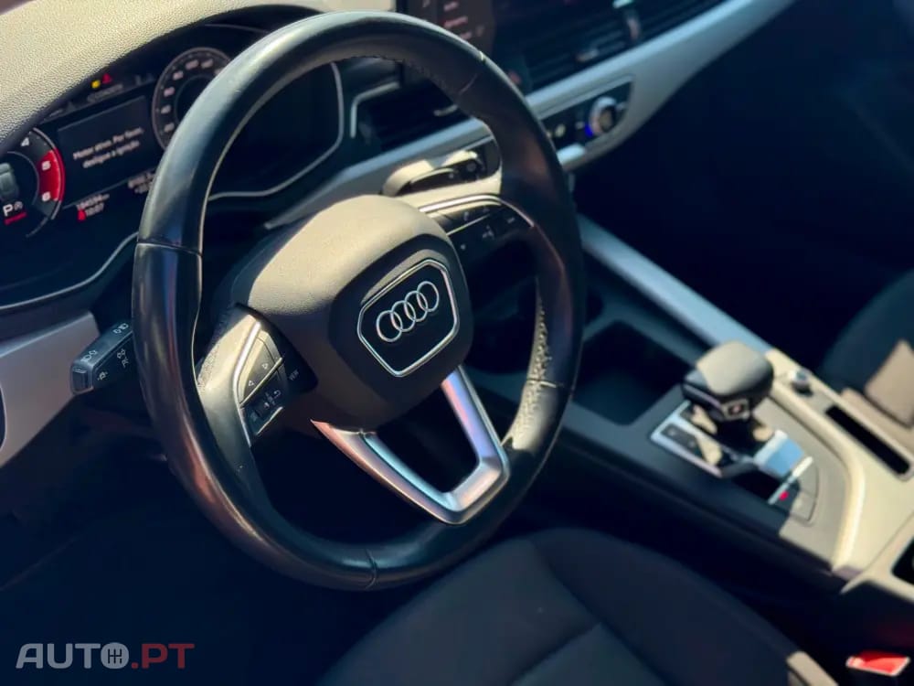 Audi A4 2.0 TDI multitronic Business Line