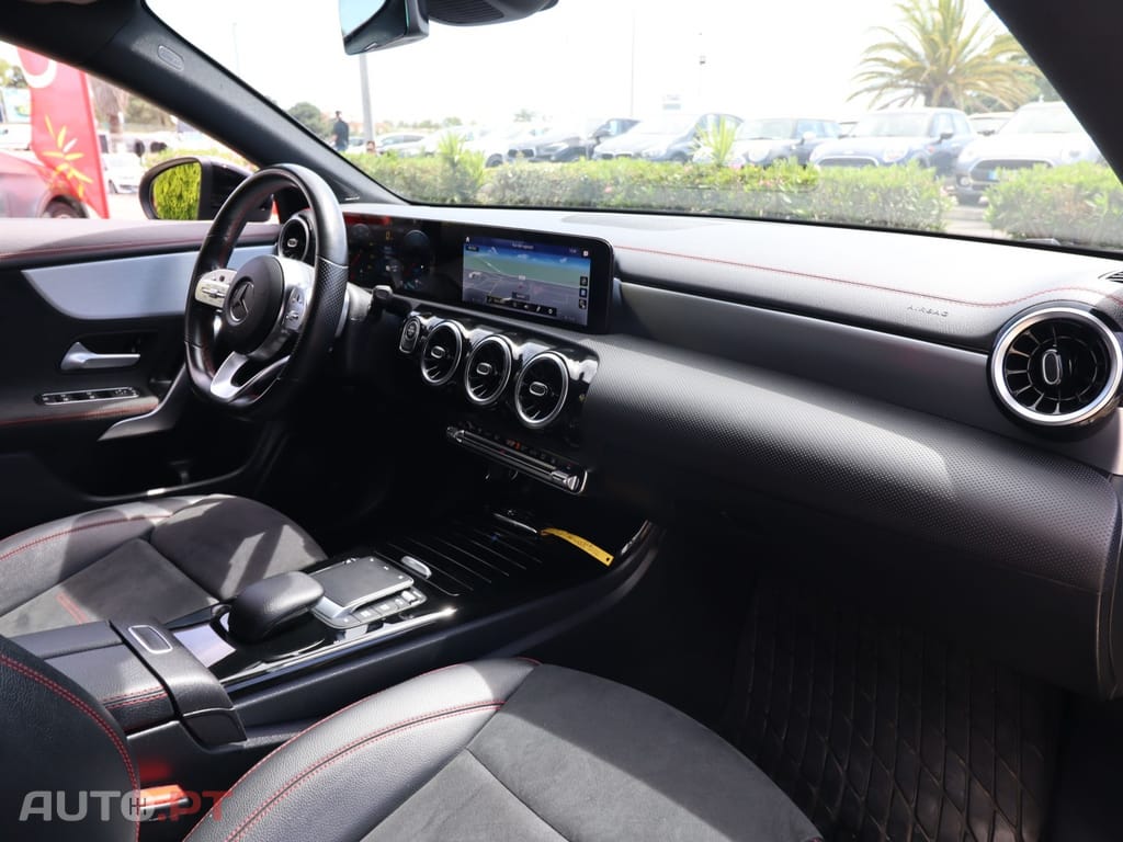 Mercedes-Benz CLA 250 e AMG