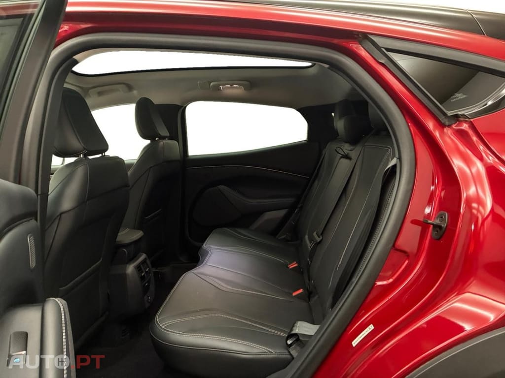 Ford Mustang Mach-E Standard Range