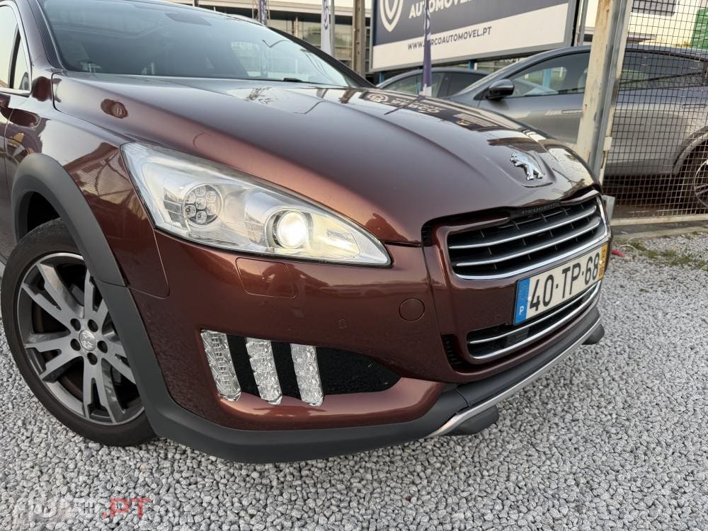 Peugeot 508 RXH 2.0 HDi Hybrid4 2-Tronic 104g