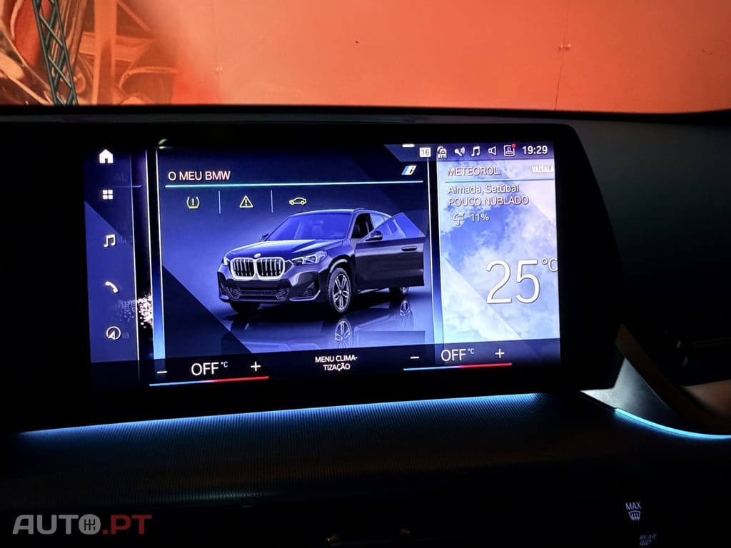 BMW iX1 xDrive30 Pack Desportivo M
