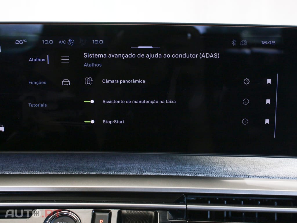 Peugeot 3008 1.2 Hybrid Allure e-DCS6