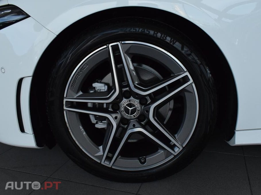 Mercedes-Benz A 180 d AMG Line Aut.