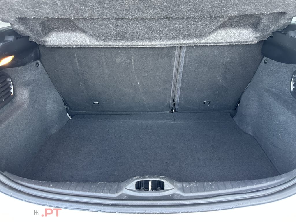 Peugeot 208 1.6 BlueHDi Style