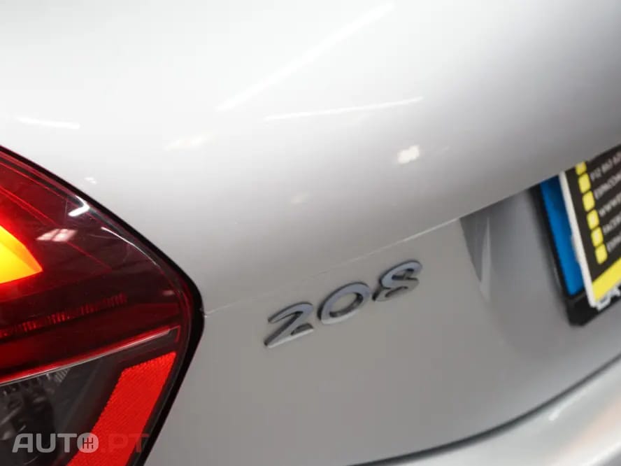 Peugeot 208 1.6 BlueHDi Active