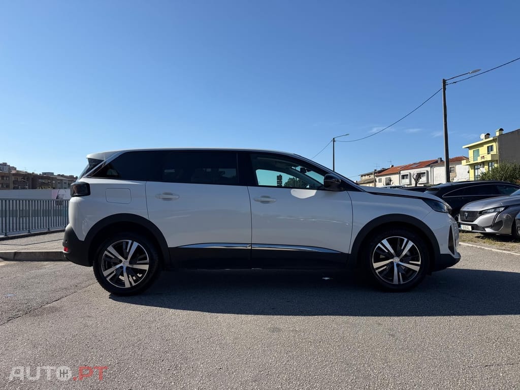 Peugeot 5008 1.5 BlueHDi Allure