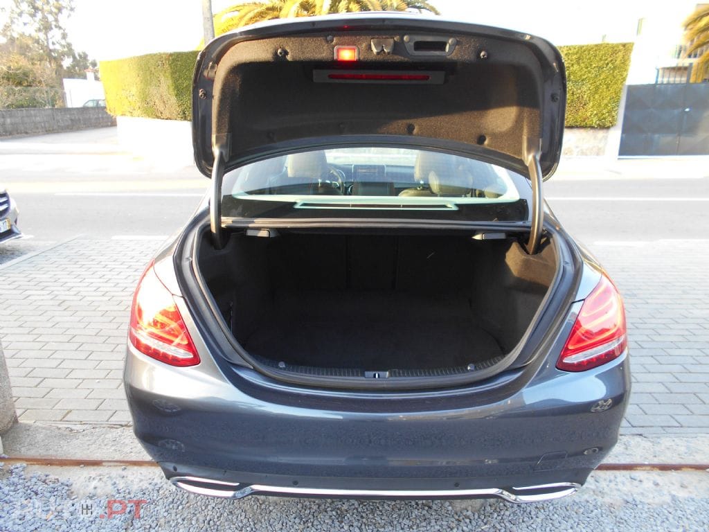 Mercedes-Benz C 300 Hybrid Avantgarde
