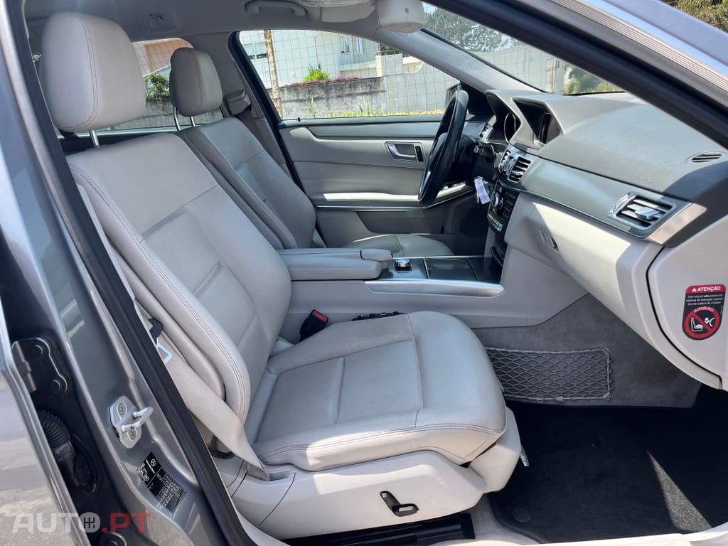 Mercedes-Benz E 300 BlueTEC Hybrid Avantgarde