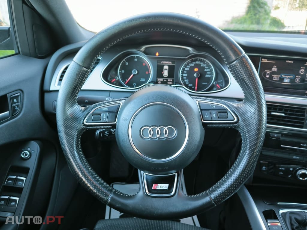 Audi A4 Avant 2.0 TDI S-line