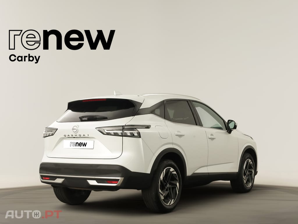 Nissan Qashqai Qashqai 1.3 DIG-T N-Connecta LED Xtronic