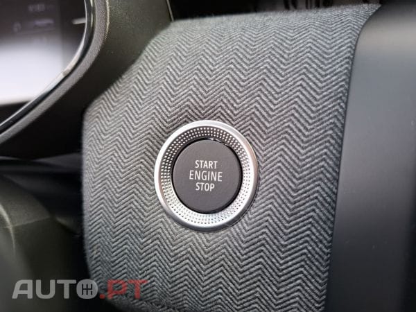Renault Clio TCe 100 Bi-Fuel Techno