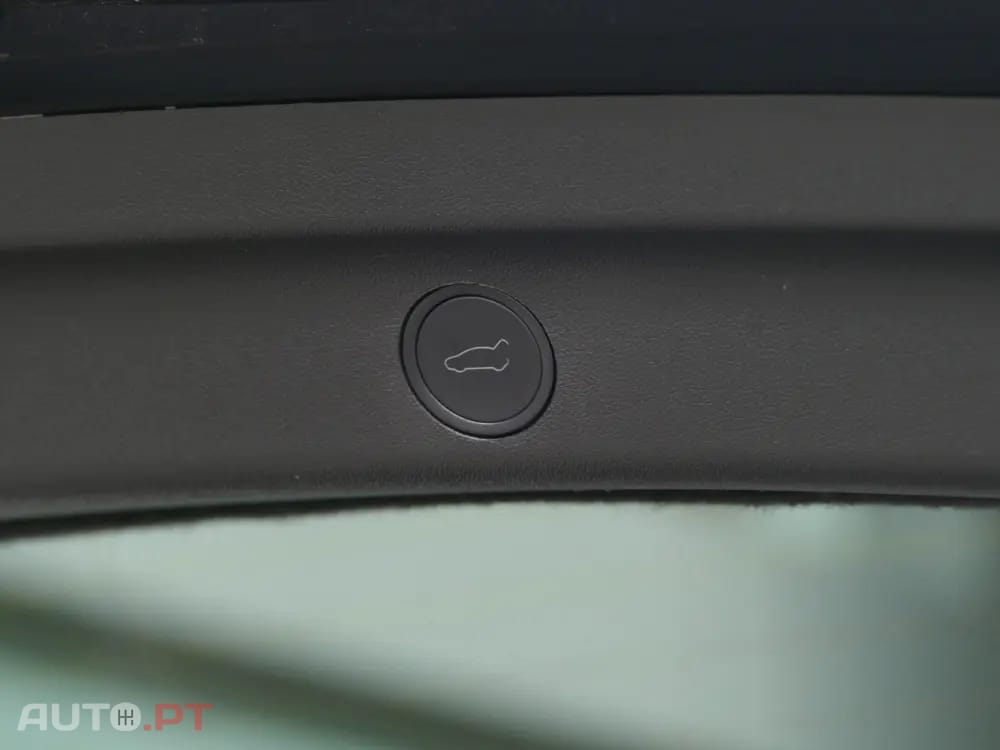 Tesla Model Y Tração Traseira