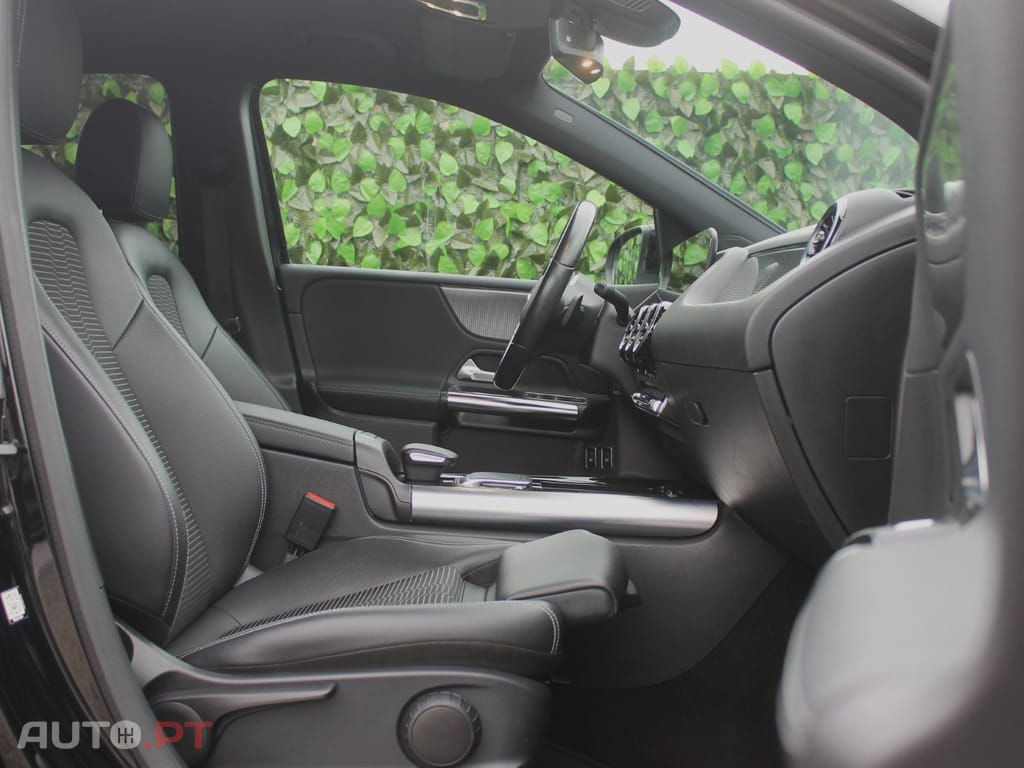 Mercedes-Benz B 250 e Progressive