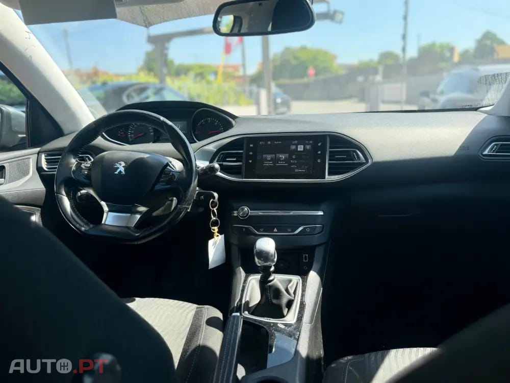 Peugeot 308 1.6 BlueHDi Allure