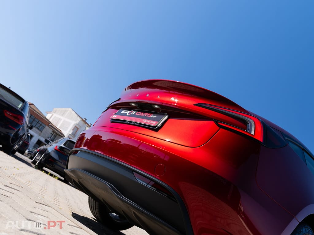 Tesla Model 3 Tração Traseira